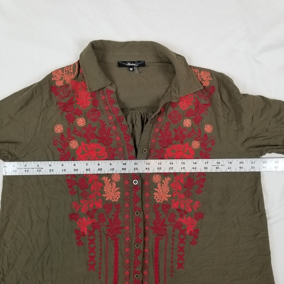 Andrea by Unit Embroidered Shirt Olive Green Shirt Soft Lightweight Size M - Picture 9 of 10
